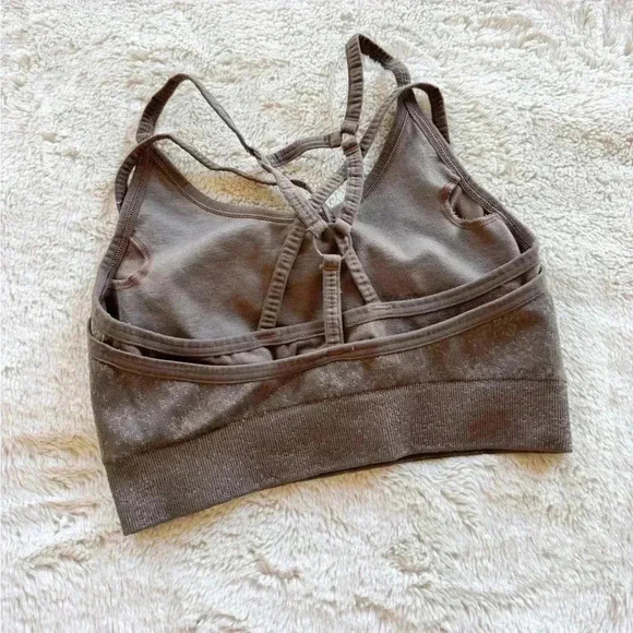 Gymshark Adapt Sports Bra size XS - Picture 2 of 4